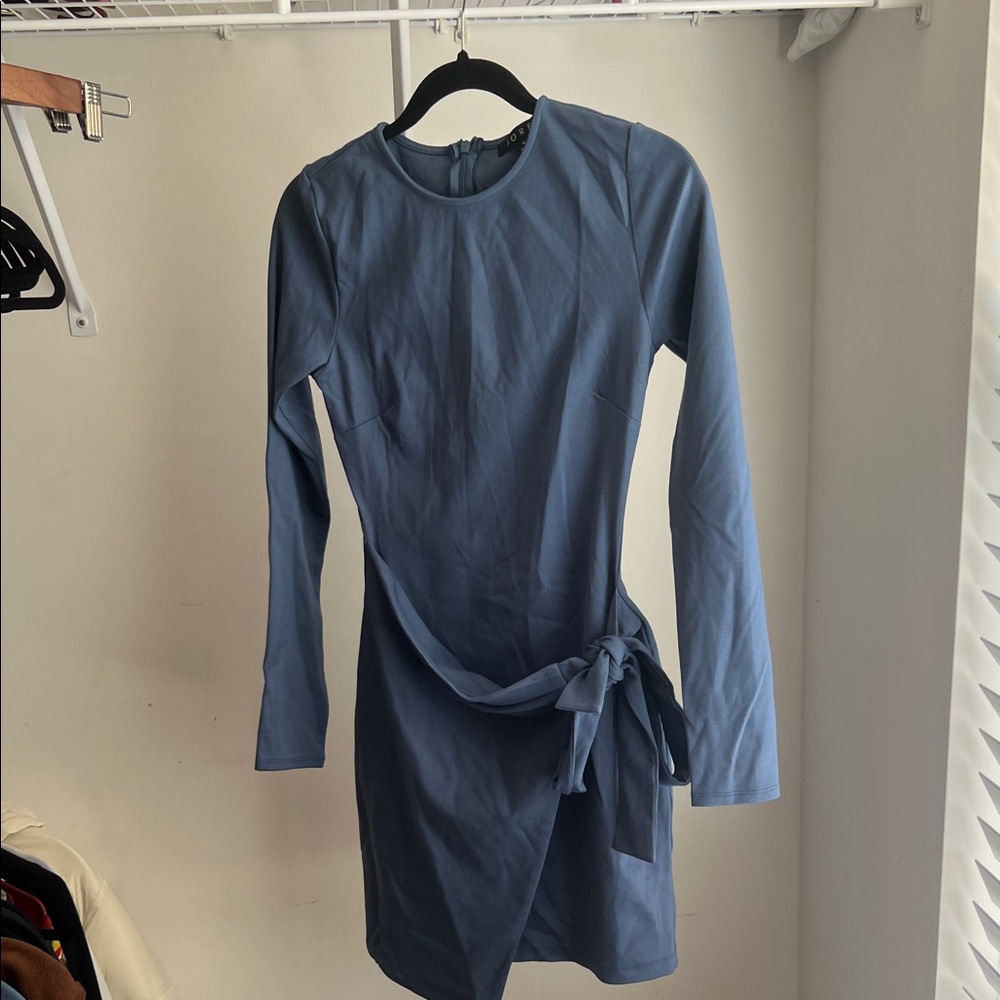 Elegant Blue Long Sleeve Dress